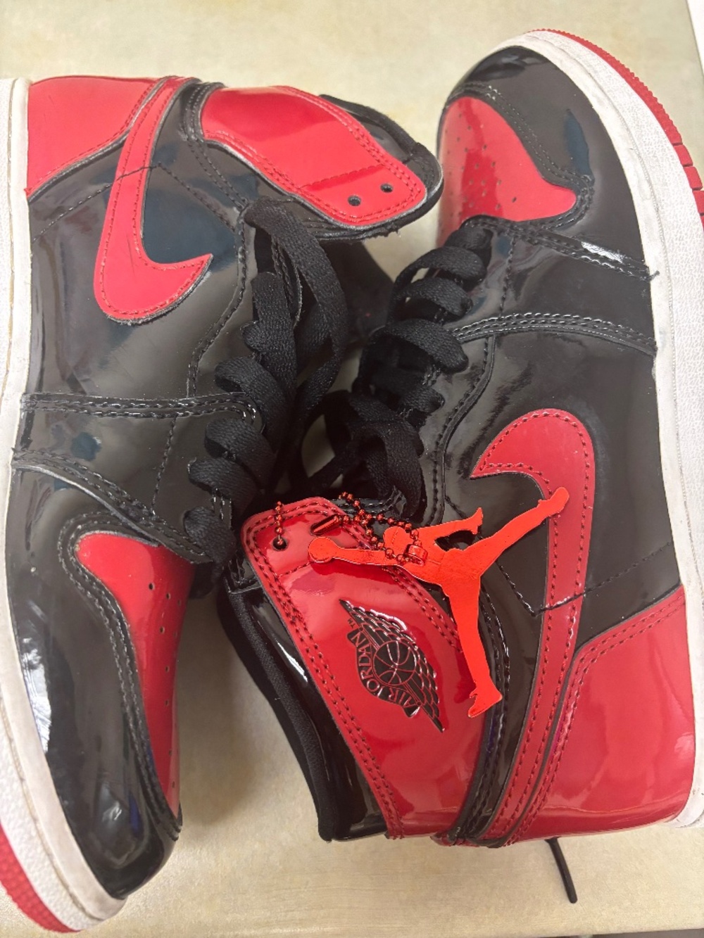 Youth Jordan’s retro 1